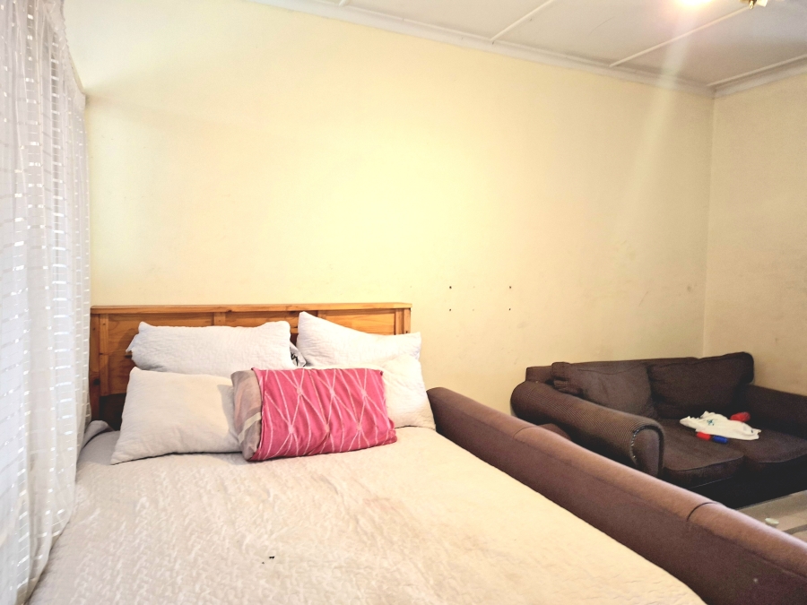 1 Bedroom Property for Sale in Windsor East Gauteng