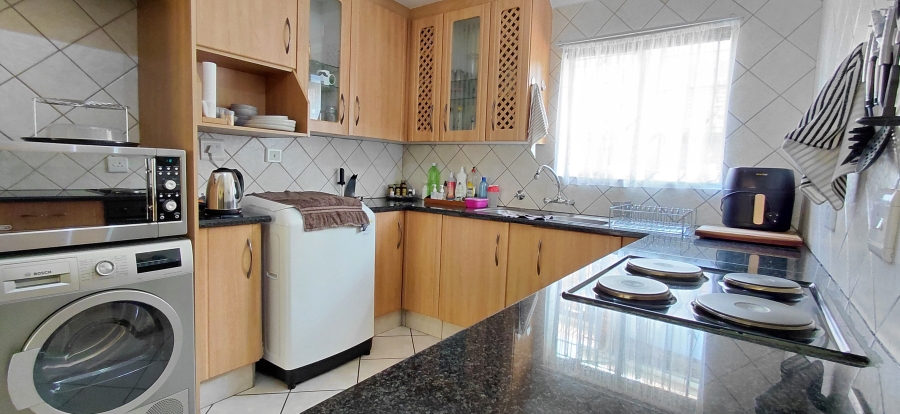 2 Bedroom Property for Sale in Beyers Park Gauteng