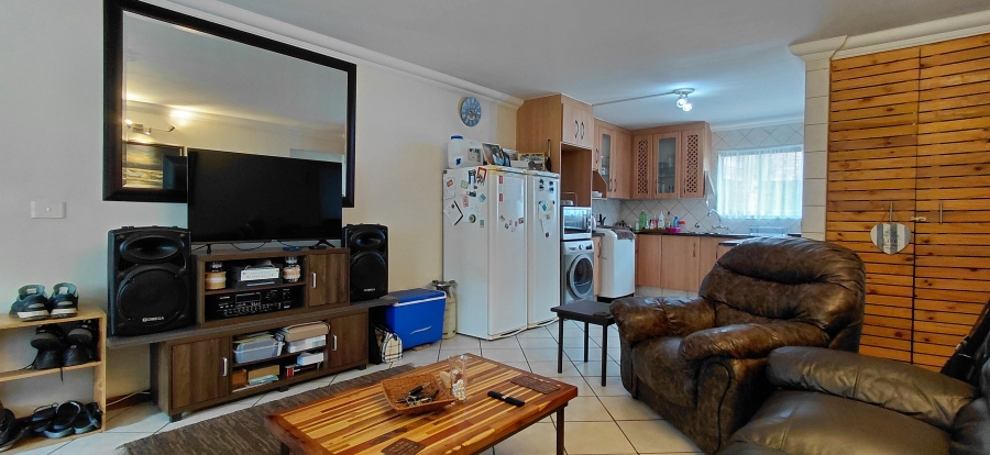 2 Bedroom Property for Sale in Beyers Park Gauteng