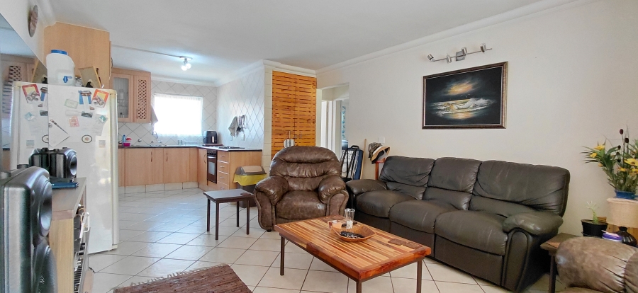 2 Bedroom Property for Sale in Beyers Park Gauteng