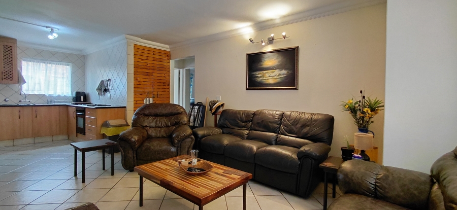 2 Bedroom Property for Sale in Beyers Park Gauteng