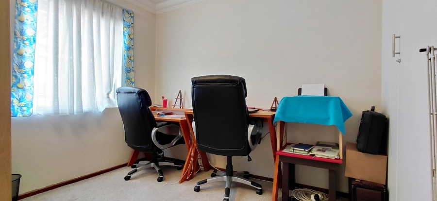 2 Bedroom Property for Sale in Beyers Park Gauteng