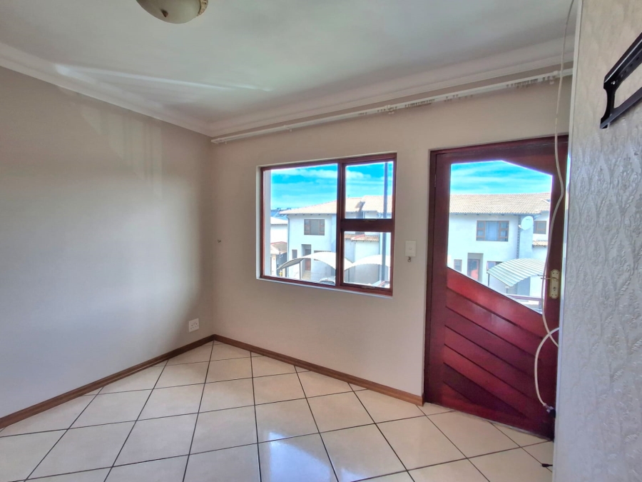 2 Bedroom Property for Sale in Ravenswood Gauteng