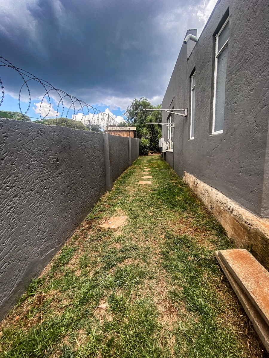 2 Bedroom Property for Sale in Klopperpark Gauteng