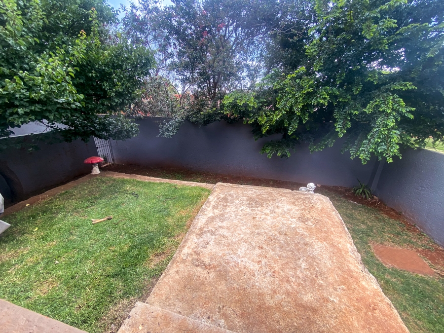 2 Bedroom Property for Sale in Klopperpark Gauteng