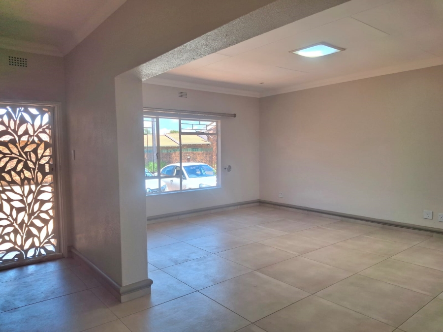 3 Bedroom Property for Sale in Northmead Gauteng