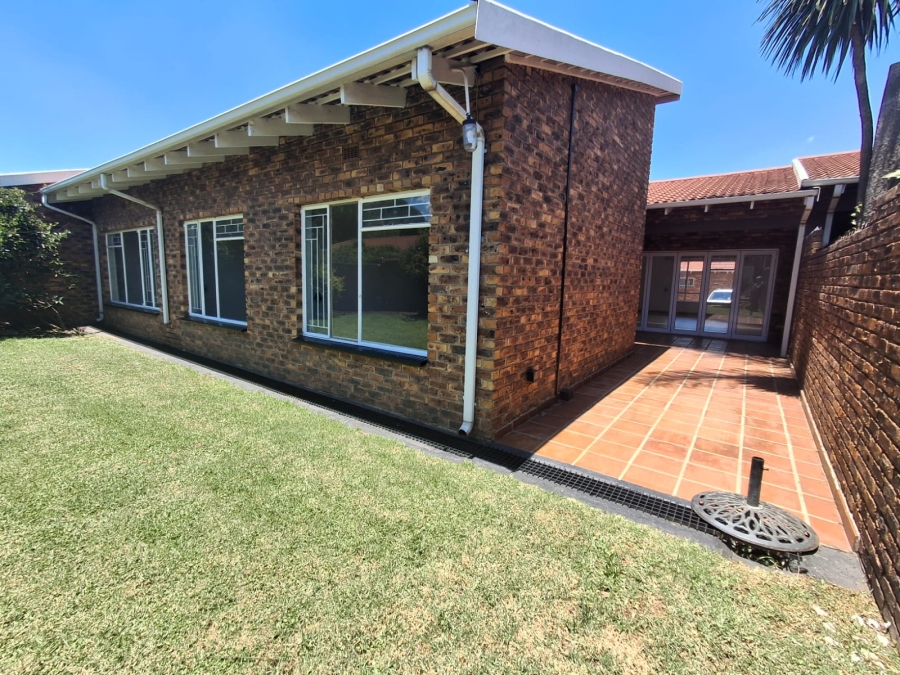 3 Bedroom Property for Sale in Northmead Gauteng