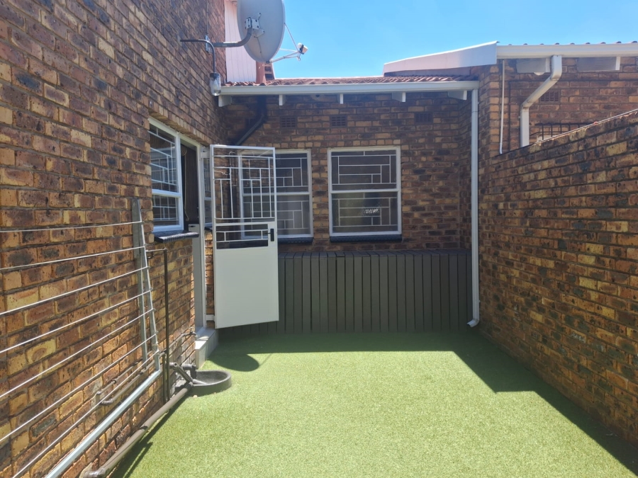 3 Bedroom Property for Sale in Northmead Gauteng