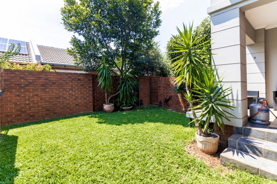 2 Bedroom Property for Sale in Boardwalk Meander Gauteng