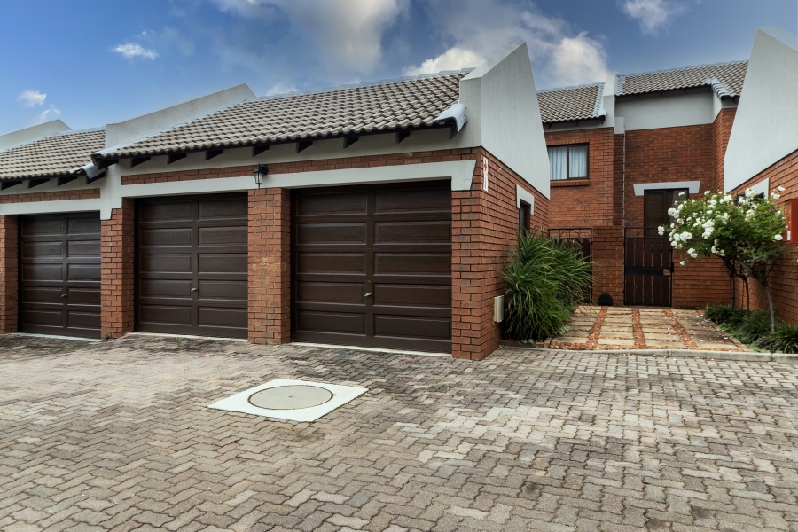 2 Bedroom Property for Sale in Boardwalk Meander Gauteng