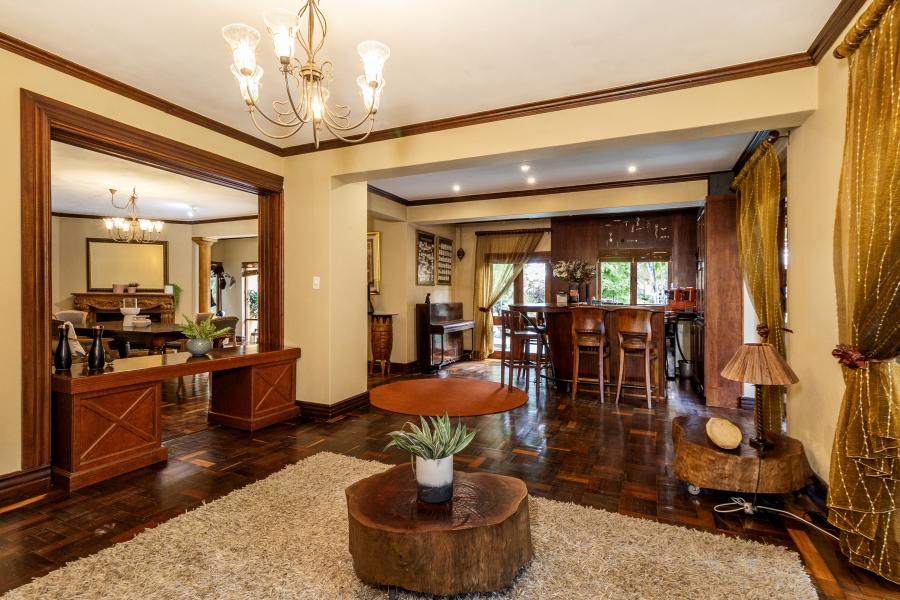 4 Bedroom Property for Sale in Waterkloof Gauteng