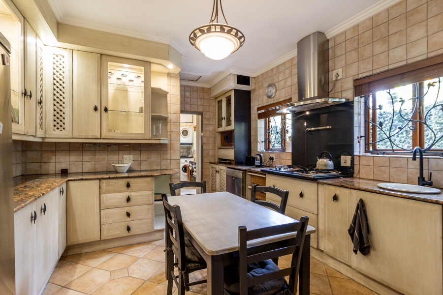 4 Bedroom Property for Sale in Waterkloof Gauteng