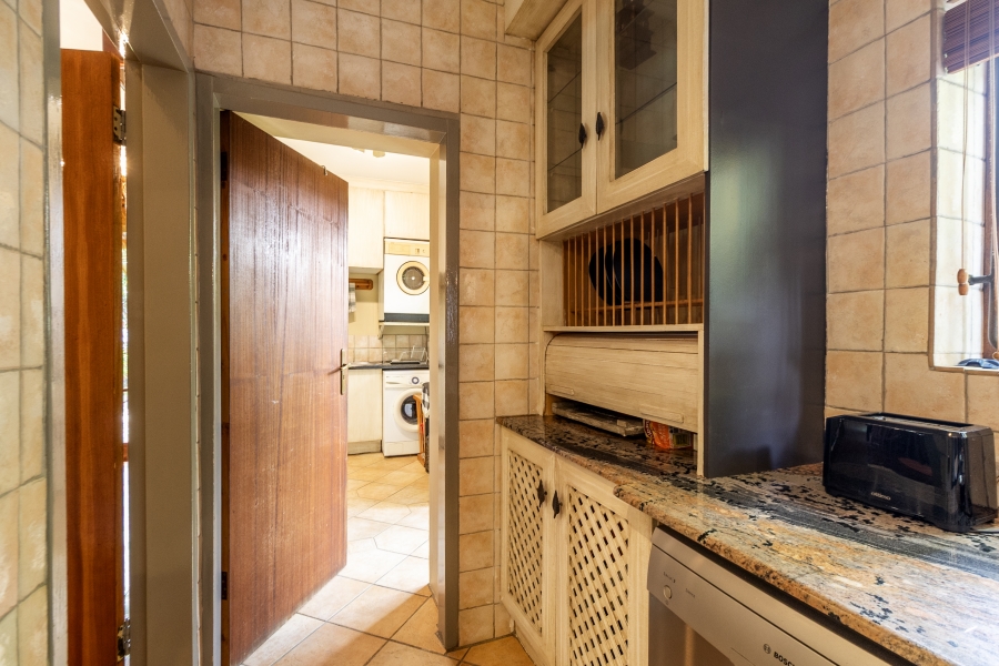 4 Bedroom Property for Sale in Waterkloof Gauteng