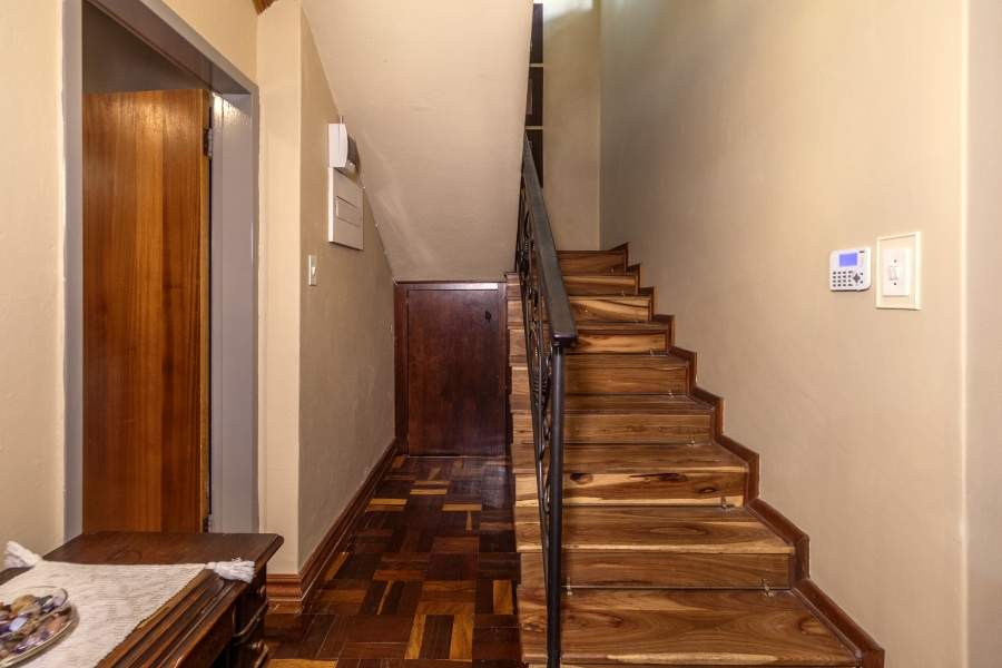 4 Bedroom Property for Sale in Waterkloof Gauteng