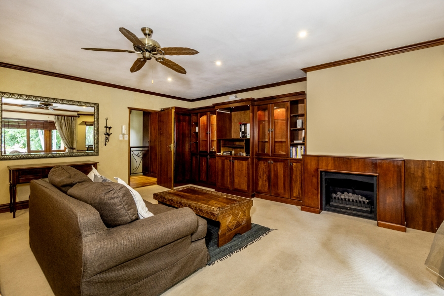 4 Bedroom Property for Sale in Waterkloof Gauteng