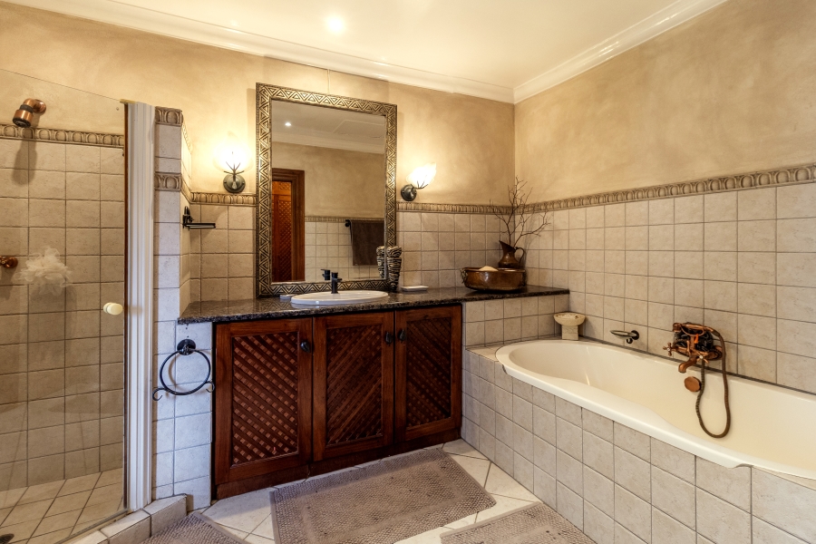 4 Bedroom Property for Sale in Waterkloof Gauteng