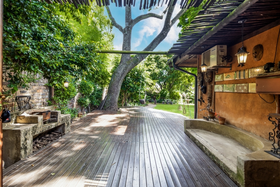 4 Bedroom Property for Sale in Waterkloof Gauteng