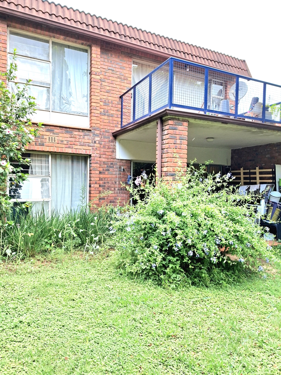 2 Bedroom Property for Sale in Windsor East Gauteng