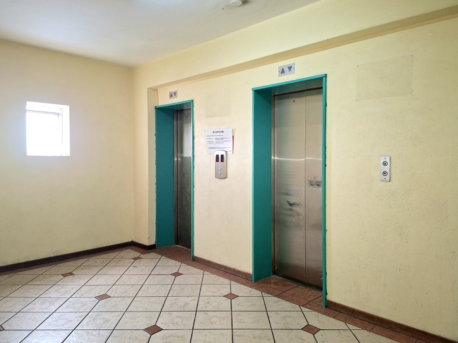 1 Bedroom Property for Sale in Ferndale Gauteng