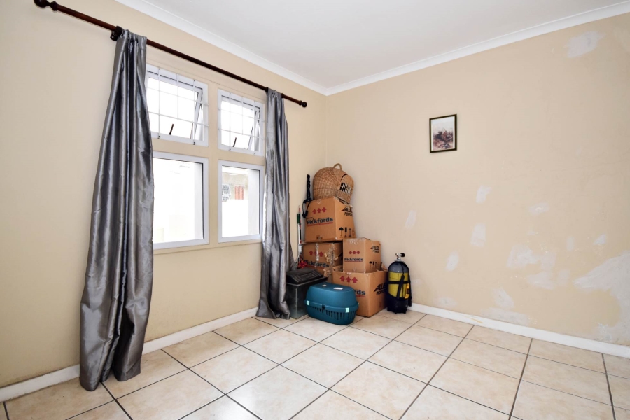 2 Bedroom Property for Sale in Bromhof Gauteng