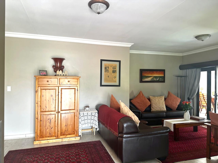 To Let 4 Bedroom Property for Rent in Moreleta Park Gauteng