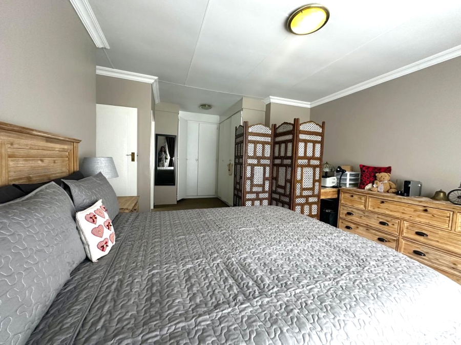 To Let 4 Bedroom Property for Rent in Moreleta Park Gauteng