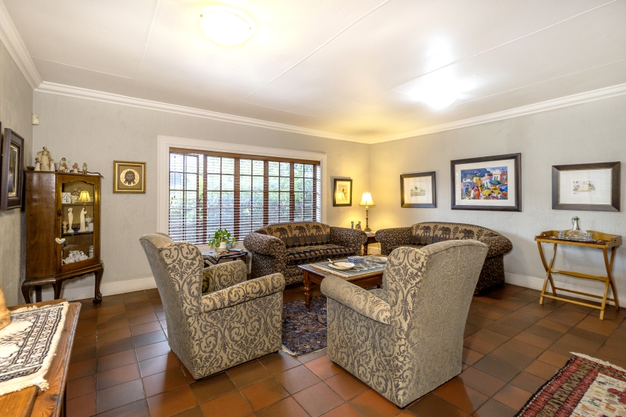 6 Bedroom Property for Sale in Moreleta Park Gauteng