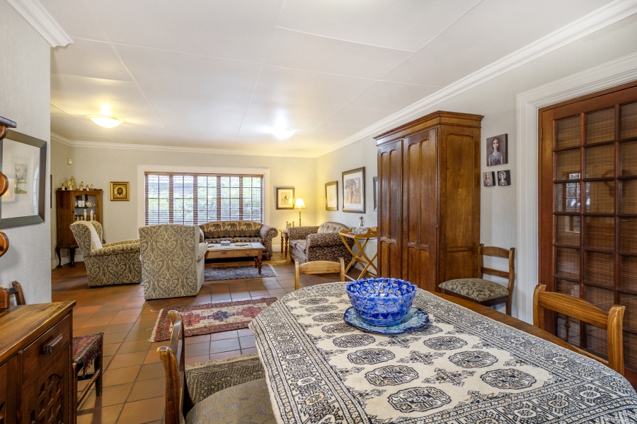 6 Bedroom Property for Sale in Moreleta Park Gauteng