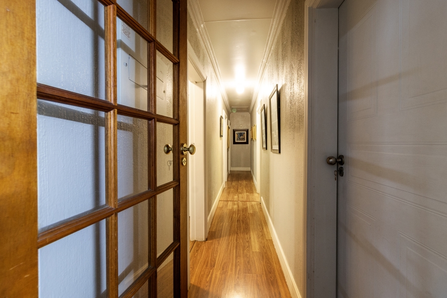 6 Bedroom Property for Sale in Moreleta Park Gauteng