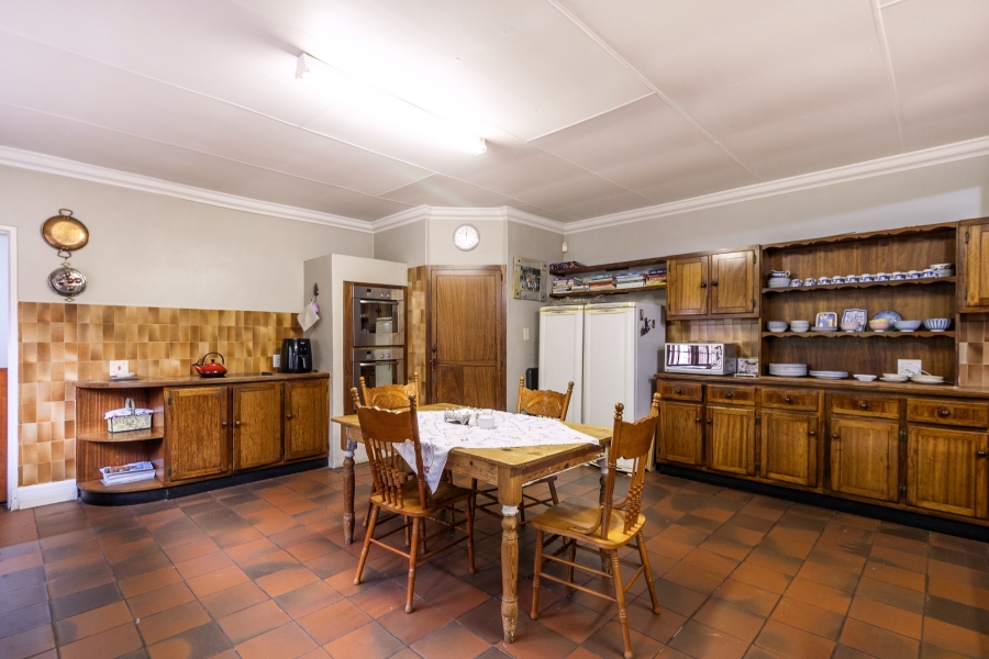 6 Bedroom Property for Sale in Moreleta Park Gauteng