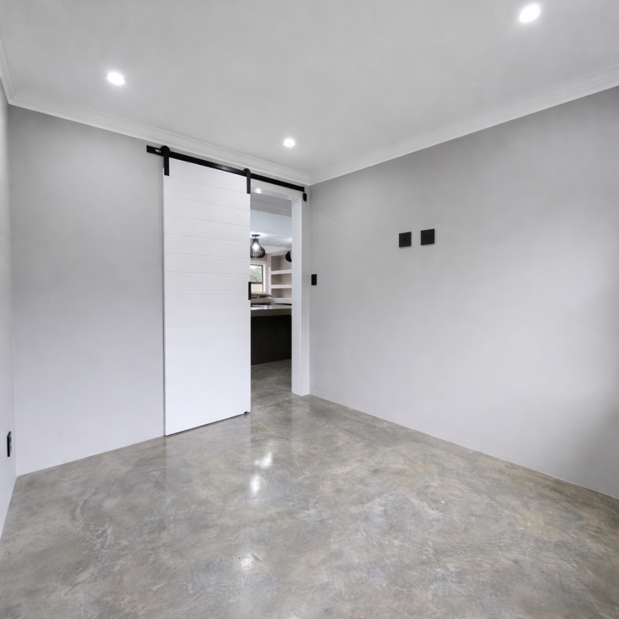 4 Bedroom Property for Sale in Kloofendal Gauteng