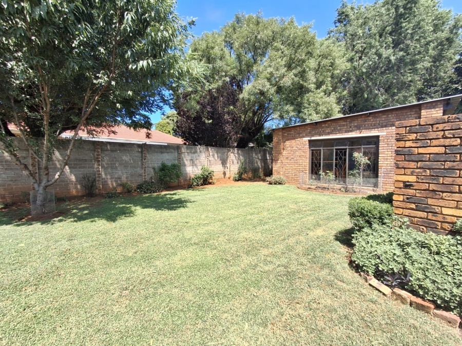 4 Bedroom Property for Sale in Bardene Gauteng