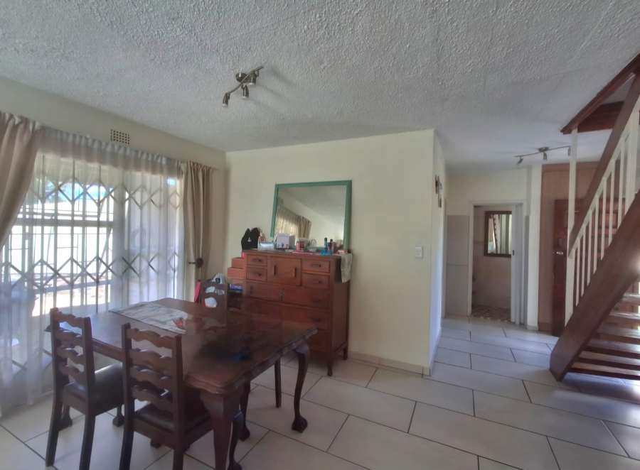 3 Bedroom Property for Sale in Farrarmere Gauteng