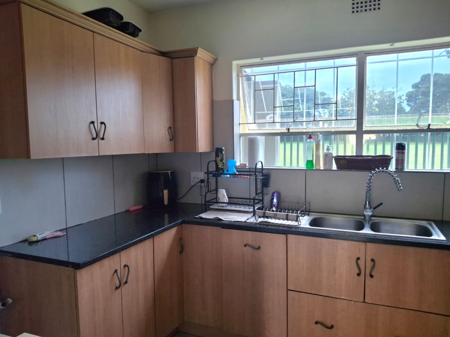 3 Bedroom Property for Sale in Farrarmere Gauteng