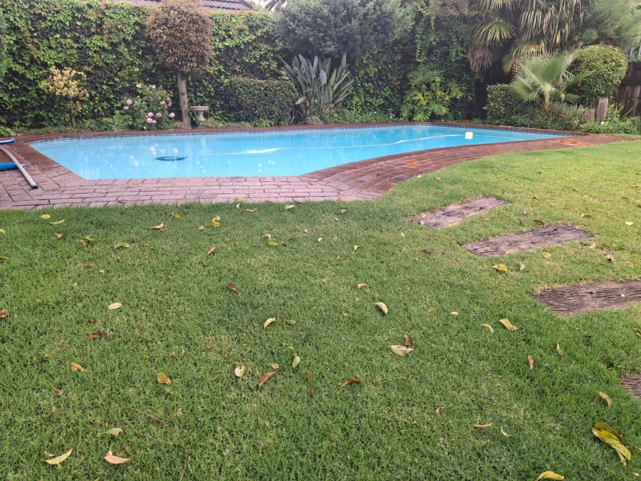 3 Bedroom Property for Sale in Farrarmere Gauteng