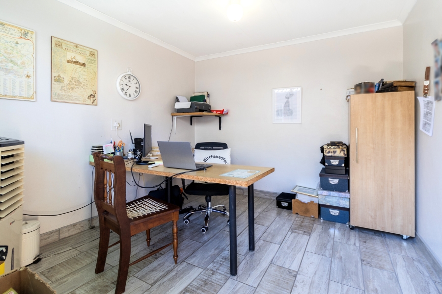 3 Bedroom Property for Sale in Monument Park Gauteng