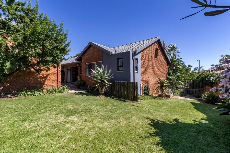 3 Bedroom Property for Sale in Monument Park Gauteng