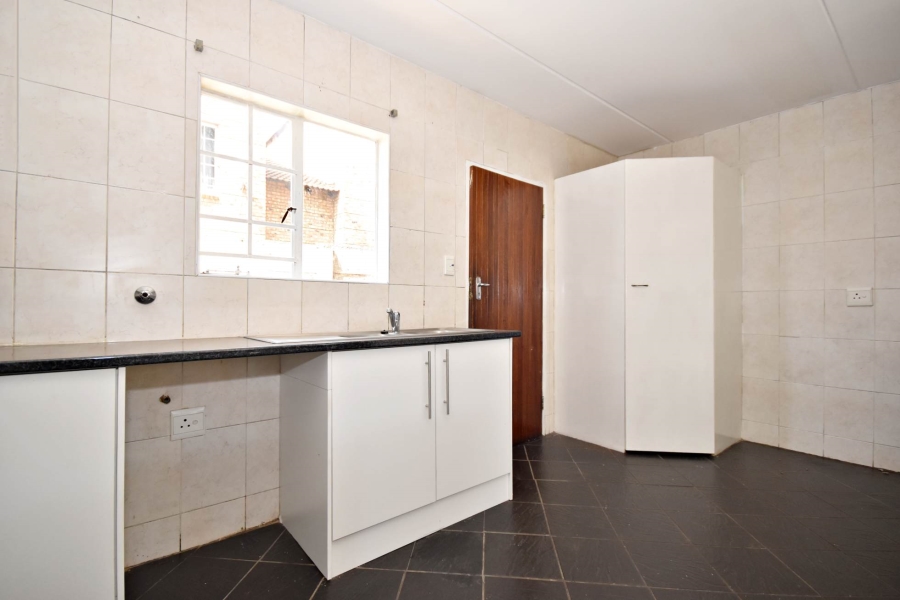 2 Bedroom Property for Sale in Sonneglans Gauteng