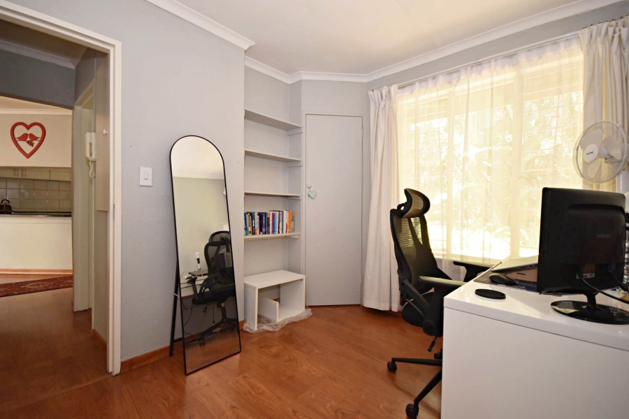 2 Bedroom Property for Sale in Sonneglans Gauteng