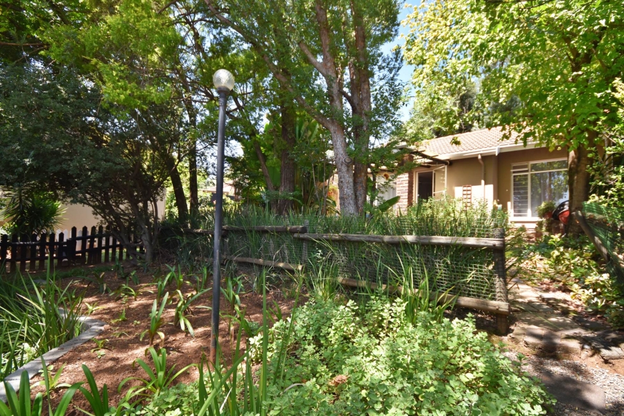 2 Bedroom Property for Sale in Sonneglans Gauteng