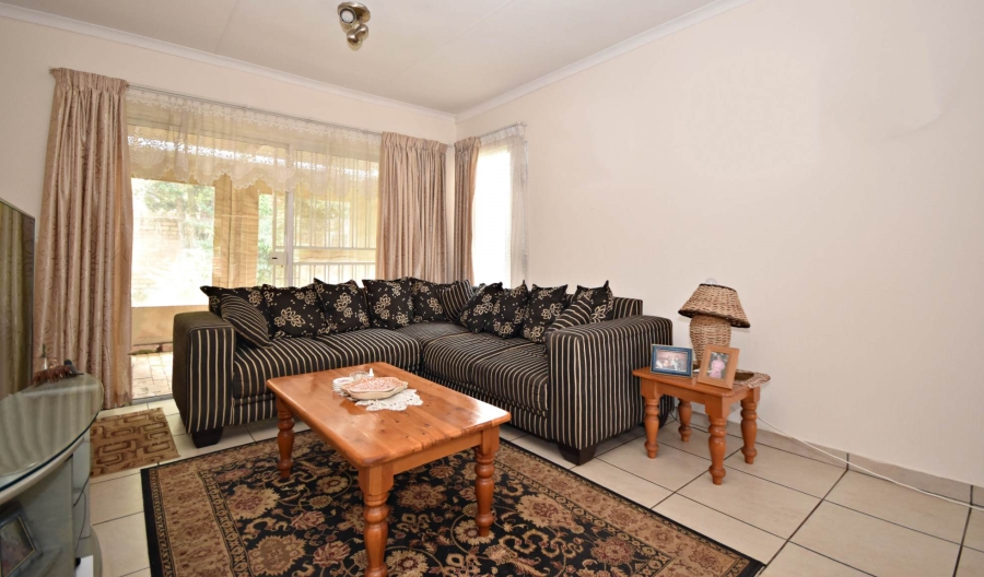 2 Bedroom Property for Sale in Olivedale Gauteng