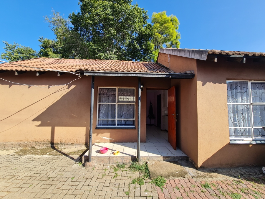 To Let 1 Bedroom Property for Rent in Bloubosrand Gauteng