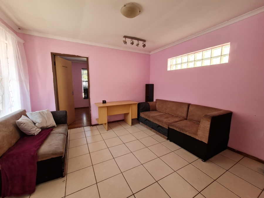 To Let 1 Bedroom Property for Rent in Bloubosrand Gauteng