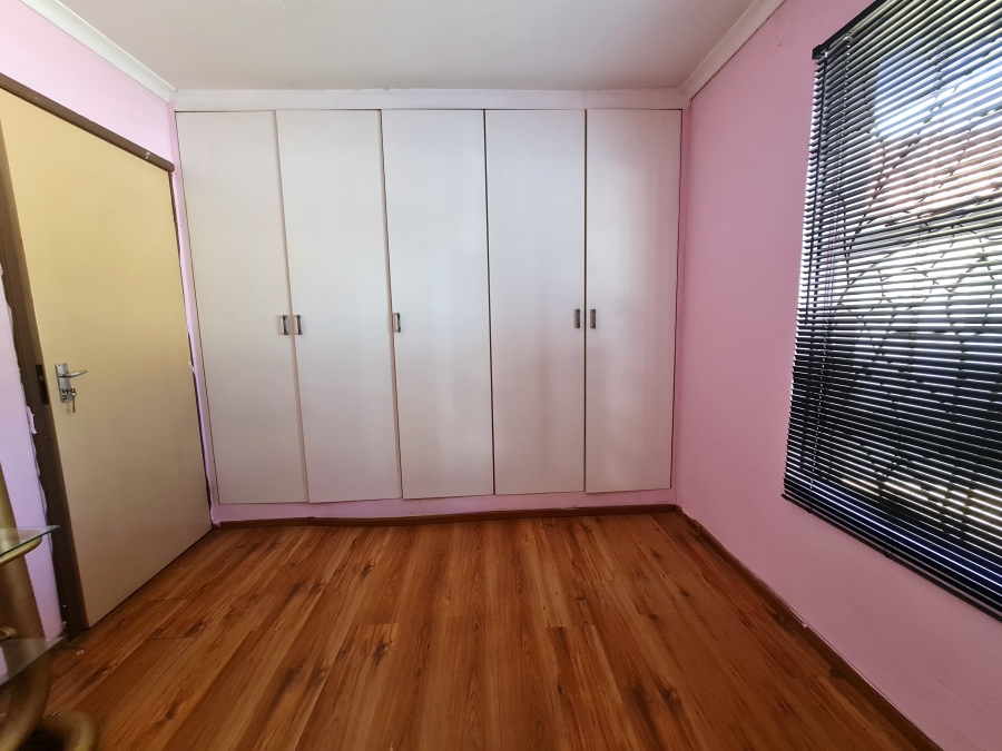 To Let 1 Bedroom Property for Rent in Bloubosrand Gauteng