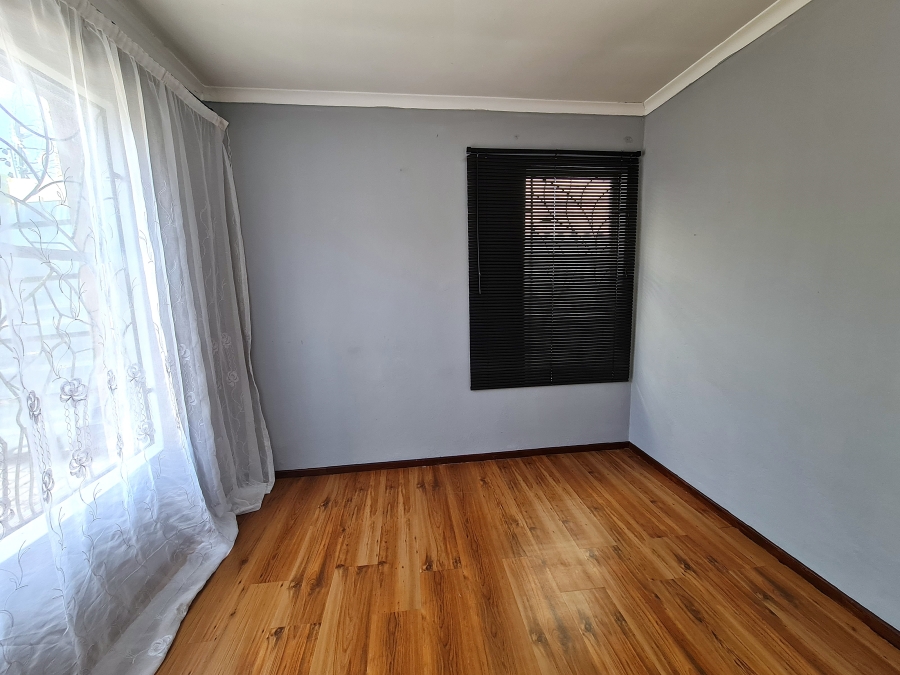To Let 1 Bedroom Property for Rent in Bloubosrand Gauteng