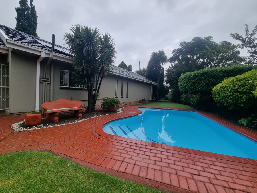 3 Bedroom Property for Sale in Falcon Ridge Gauteng