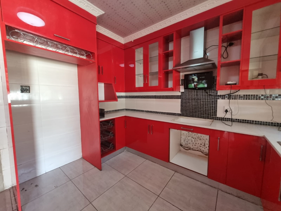 4 Bedroom Property for Sale in Arcon Park Gauteng