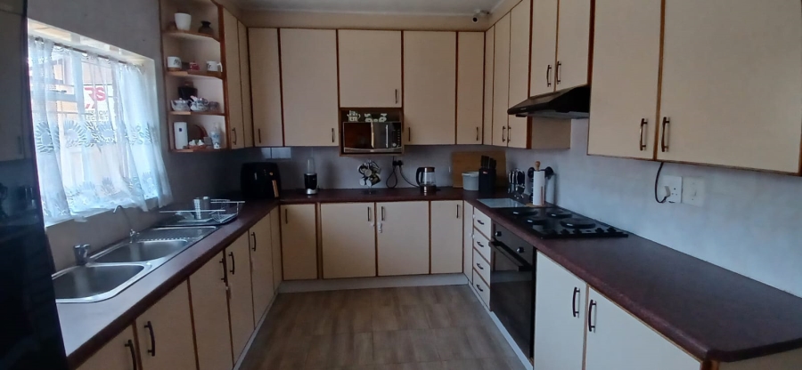 4 Bedroom Property for Sale in Vanderbijlpark SE 1 Gauteng