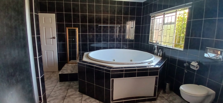 4 Bedroom Property for Sale in Vanderbijlpark SE 1 Gauteng