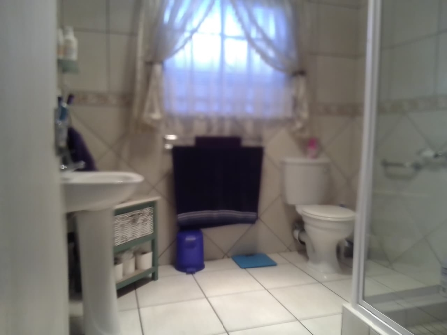 3 Bedroom Property for Sale in Eike Park Gauteng